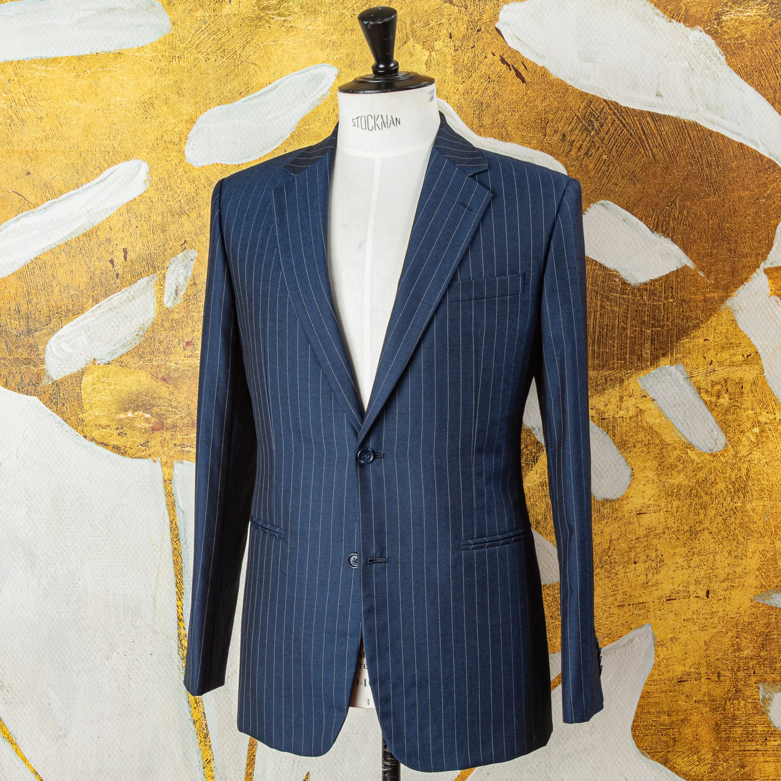 Navy pak op maat met Pin Dot Stripe - Holland & Sherry Intercity-2.jpg