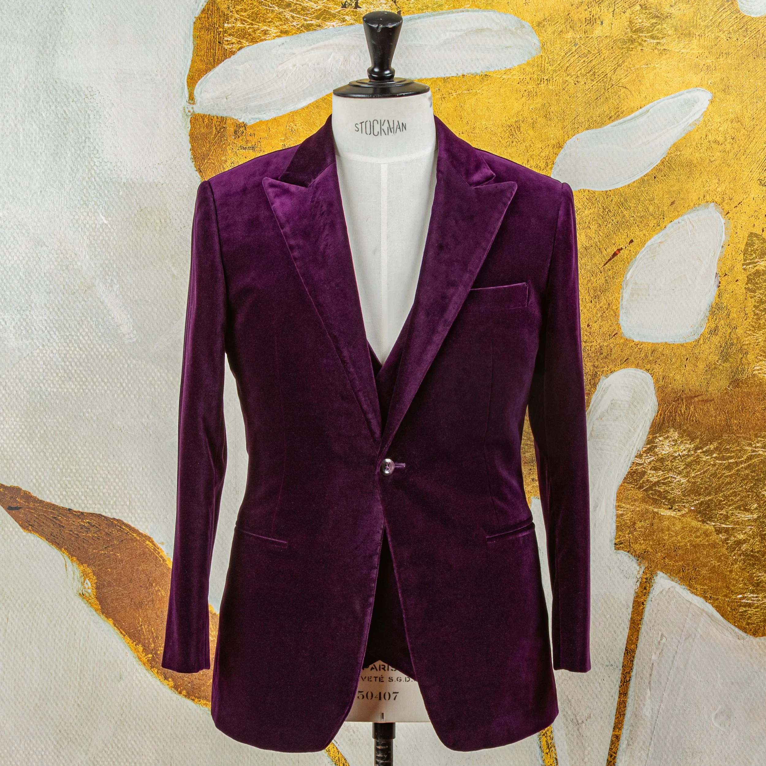 Aubergine Dinner Jacket met Double Breasted Gilet in Fluweel - Holland & Sherry-9.jpg