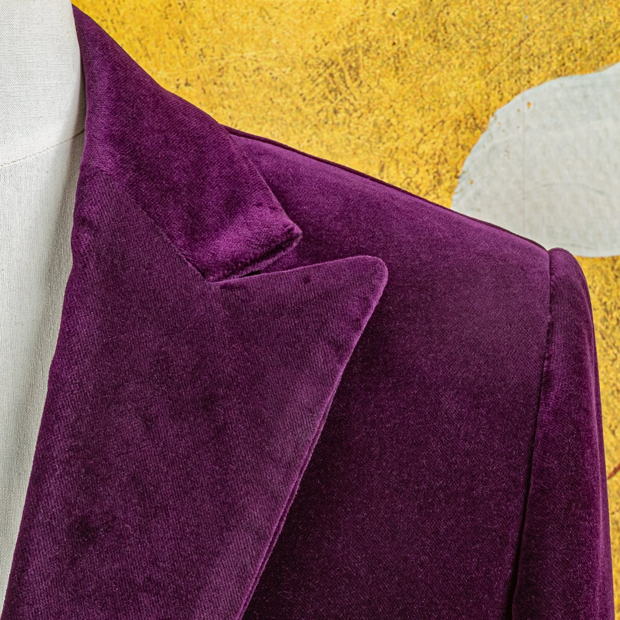 Aubergine Dinner Jacket met Double Breasted Gilet in Fluweel - Holland & Sherry-11.jpg