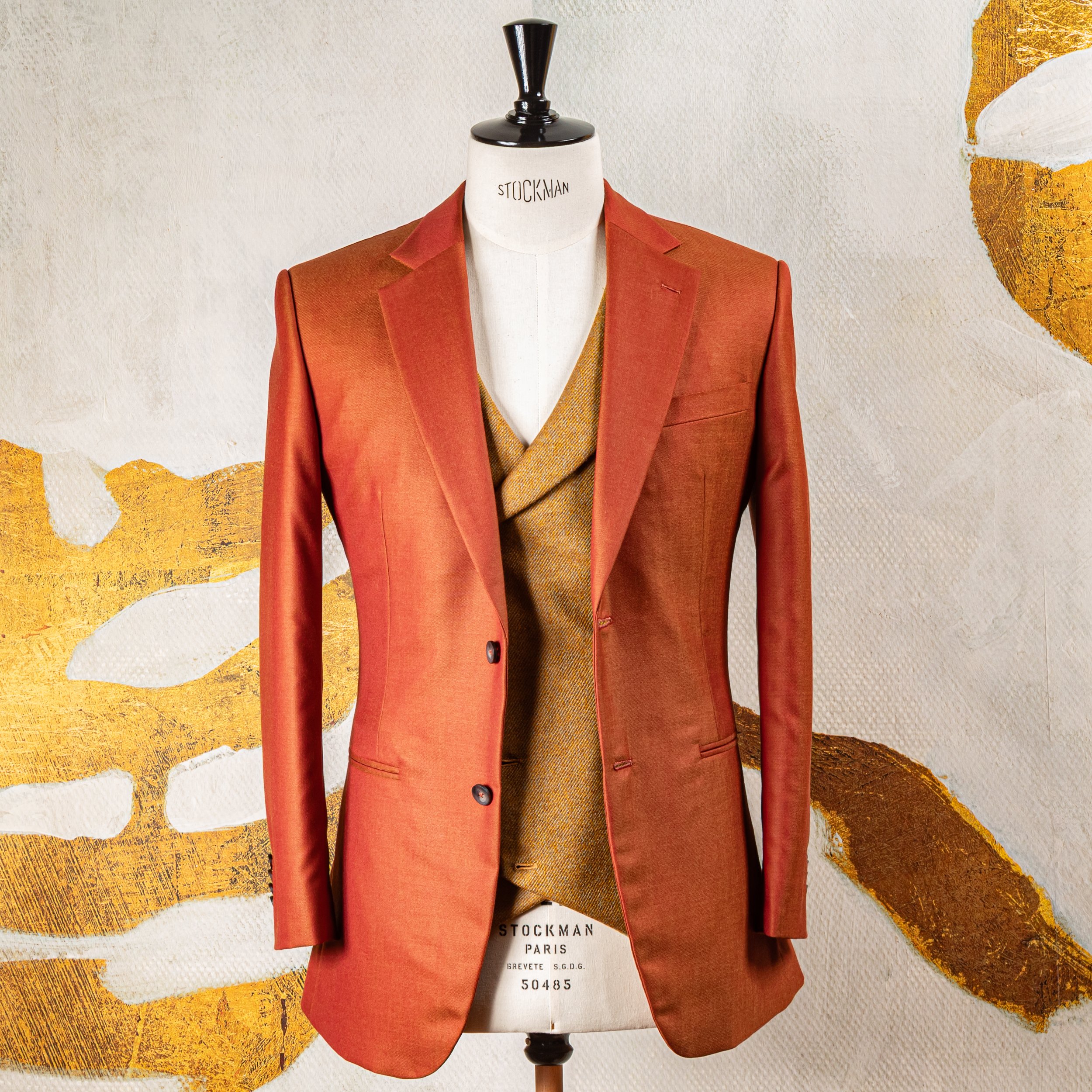 Oranje 3-delig trouwpak met mosterdgeel gilet - Bateman Ogden-1.jpg