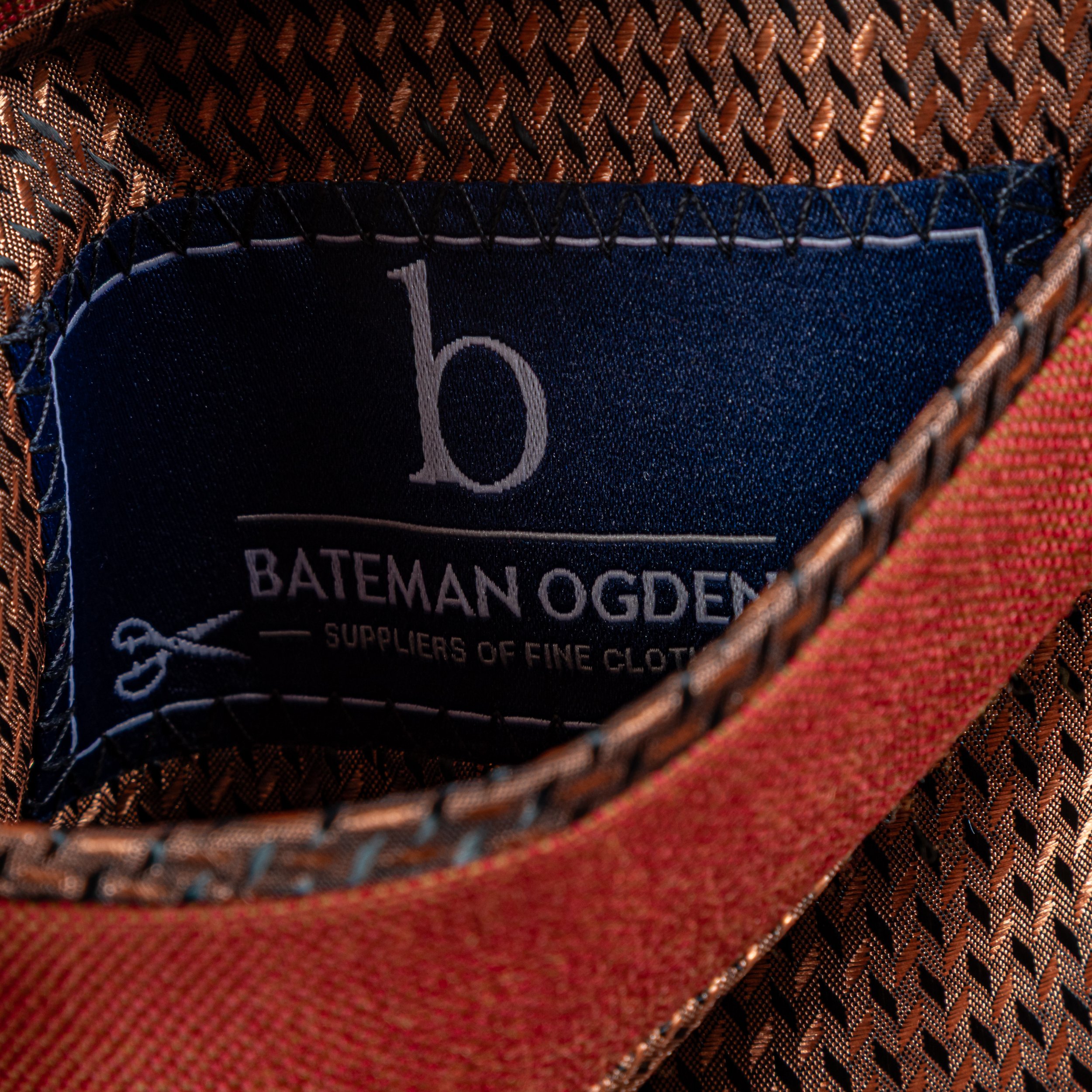 Oranje 3-delig trouwpak met mosterdgeel gilet - Bateman Ogden-12.jpg