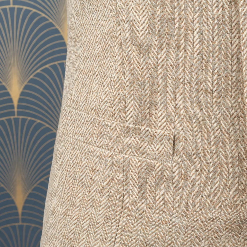 Trouwpak+3+Delig+Saffier+Groen+Merino+Wol+met+Light+Sand+Herringbone+Tweed+Gilet 39.jpg