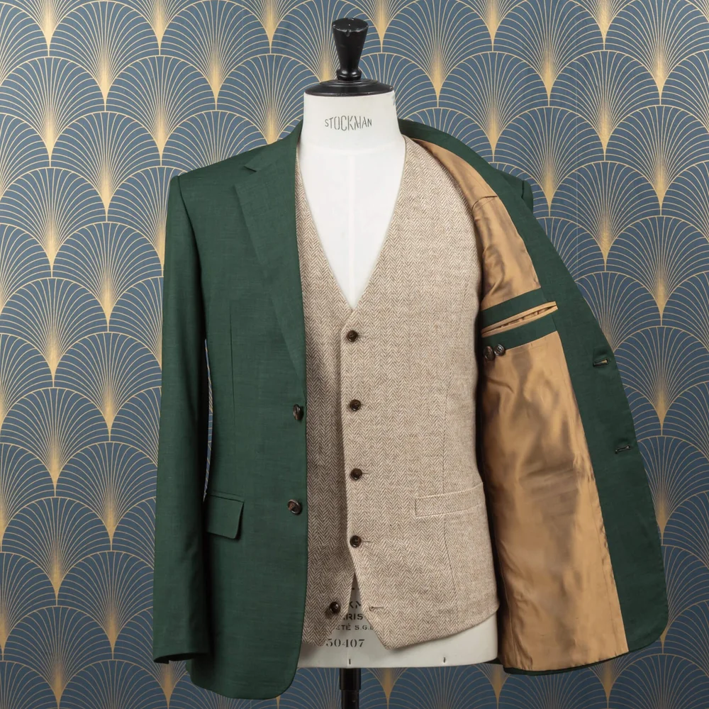 Trouwpak+3+Delig+Saffier+Groen+Merino+Wol+met+Light+Sand+Herringbone+Tweed+Gilet 1.jpg