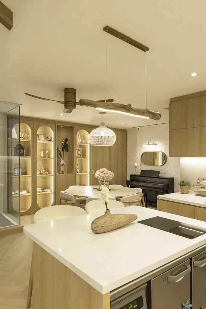 Kitchen-2-View-Of-Dining copy 2.jpg