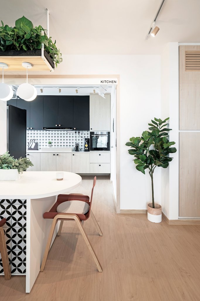 Adjusted_Dining-Kitchen-View.jpg