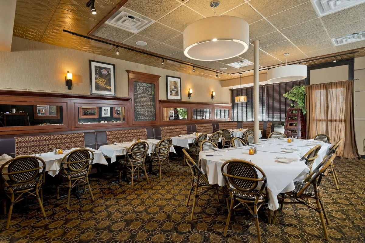 A photo of our Side Car dining area.