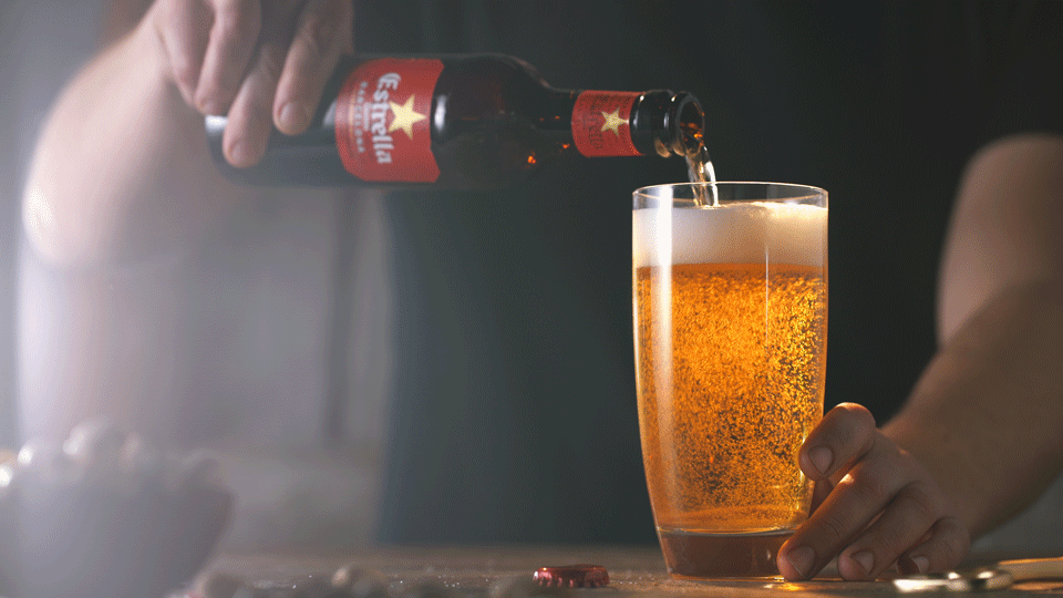 Beer pour.gif