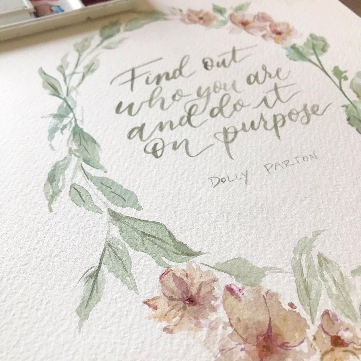 Words to live by 🙌 working on some new ideas over here and gearing up for an amazing event with @thebeautyboost_cleveland at the end of June. Big things coming soon! 

.
#painting #paint #dollyparton #dolly #wordstoliveby #beyou #beyourbestself #wat