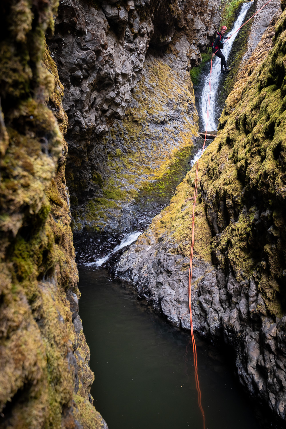 The second rappel on Devils Creek