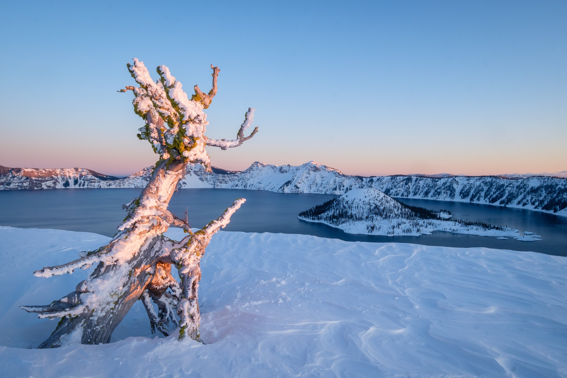  Crater Lake and Wizard Island at sunset from the north rim. 