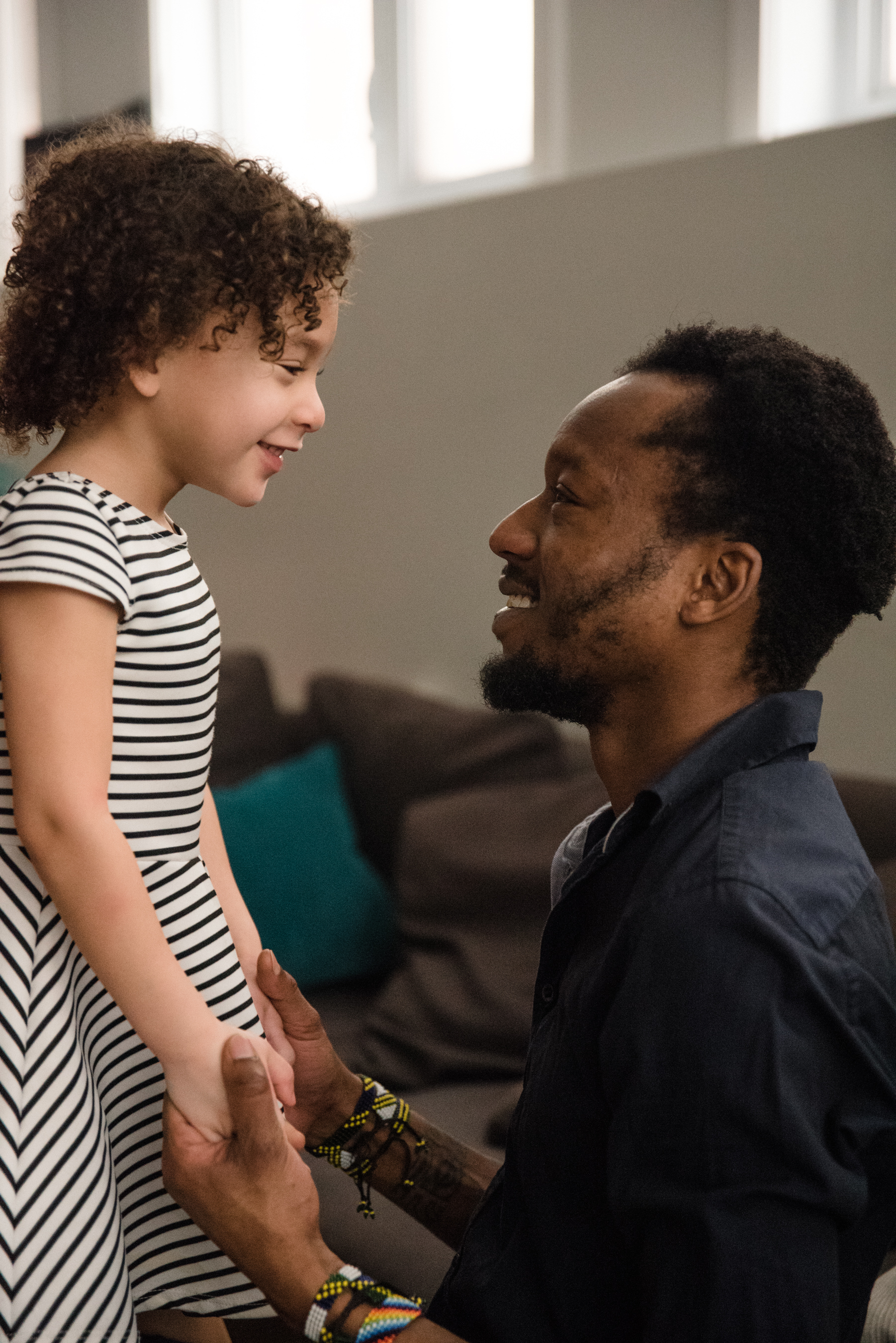 photo-de-moments-tendres-entre-un-pere-et-sa-fille-photographe-de-famille-a-montreal-marianne-charland-522.jpg