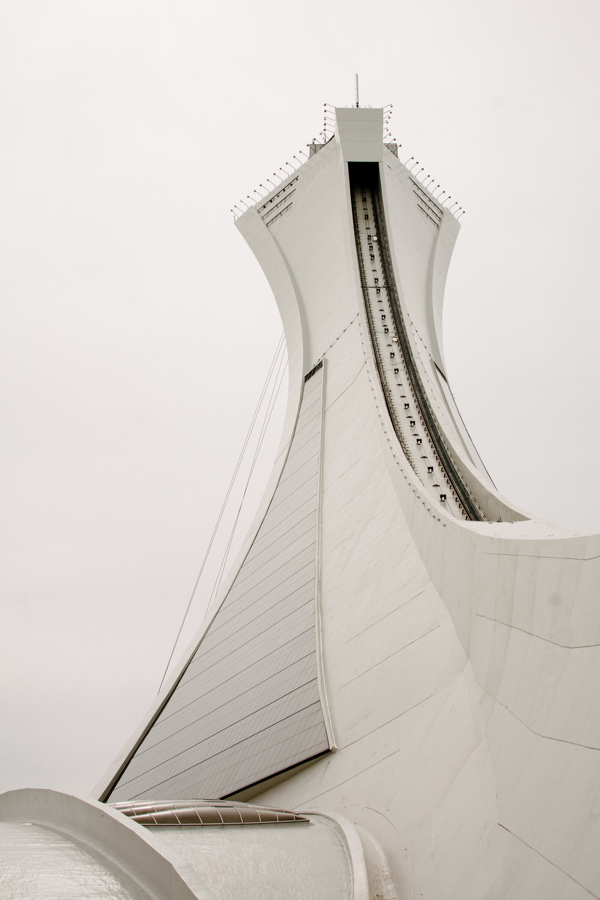 20200328_photo_tour-stade-olympique-photographe-documentaire-a-montreal-architecture-005.jpg
