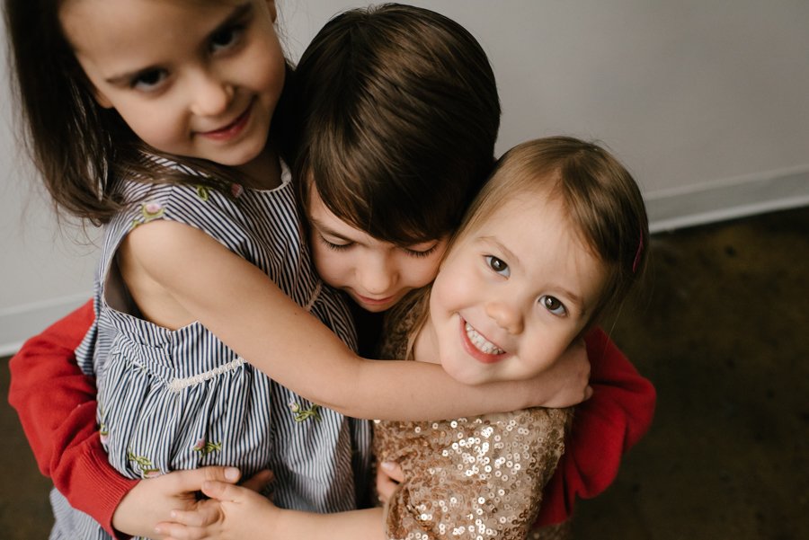 mini-seance-en-studio-marianne-charland-photographe-de-famille-a-montreal_20221119_MLTGG-059.jpg