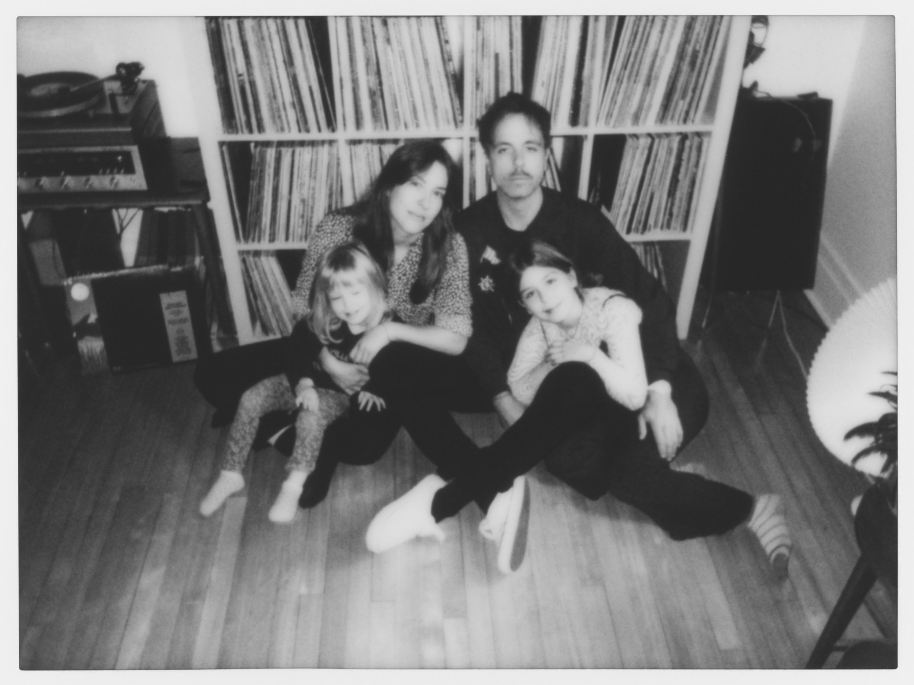 seance-photo-analogique-famille-photographe-film-et-super-8-a-montreal-marianne-charland-54.jpg (copie)