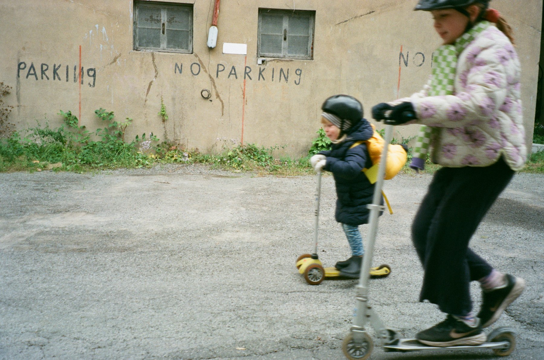 seance-photo-analogique-famille-photographe-film-et-super-8-a-montreal-marianne-charland-73.jpg (copie)