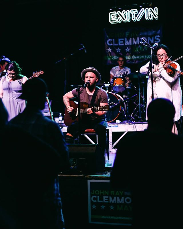 We had so much fun playing the #RoyaleRally this weekend! Thanks to everyone who came out 🤠 📸: @lindsaymbrandt .
.
.
.
.
#nashville #exitin #teamjrc #thehardindraw #alannaroyale #musiccity #roots #americana #martinguitars #gretschdrums #vicfirth #z