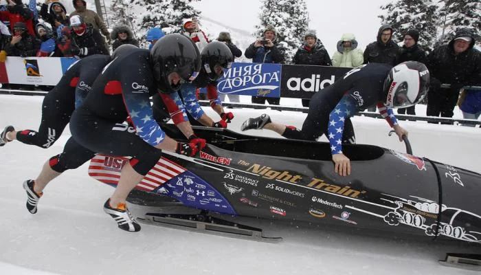 whelen_bo-dyn_bobsled_1000.jpg