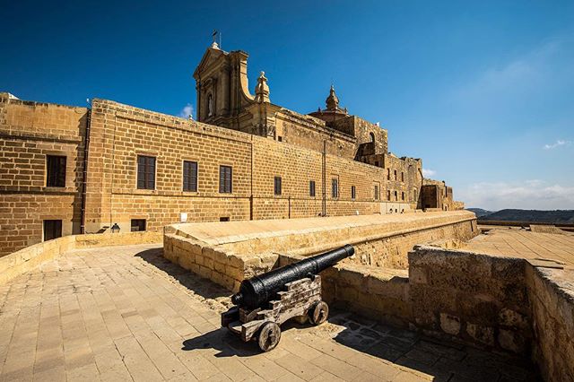 #tbt to the summer but even Autumn in Gozo with beautiful and historical locations is fabulous. Such an amazing place, don&rsquo;t you agree? .
.

#travel #landscapes  #nature #lovemalta #lovegozo  #hotel #lovinmalta  #boutiquehotel #luxury #luxuryho
