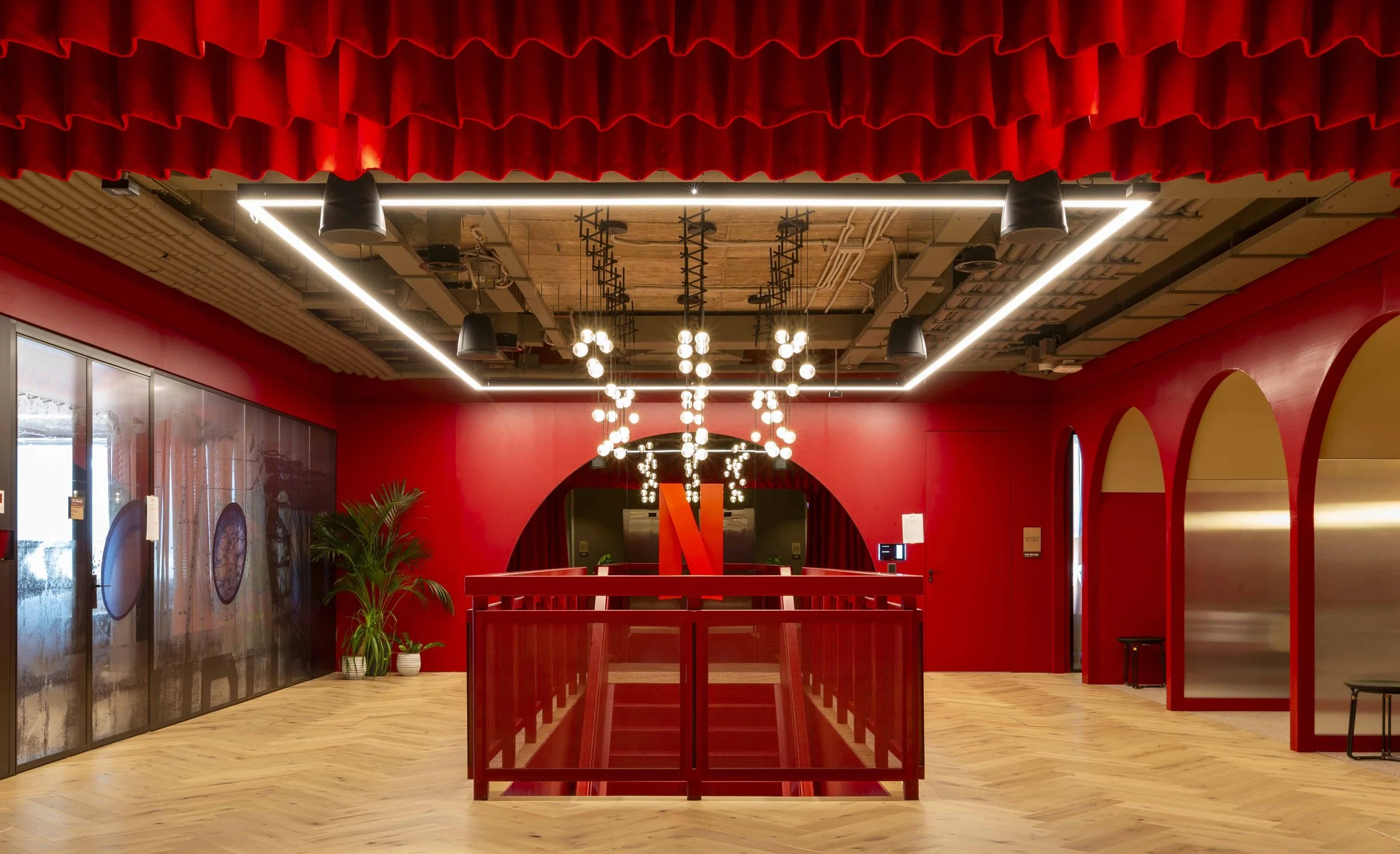 Netflix AI Business Model.jpg