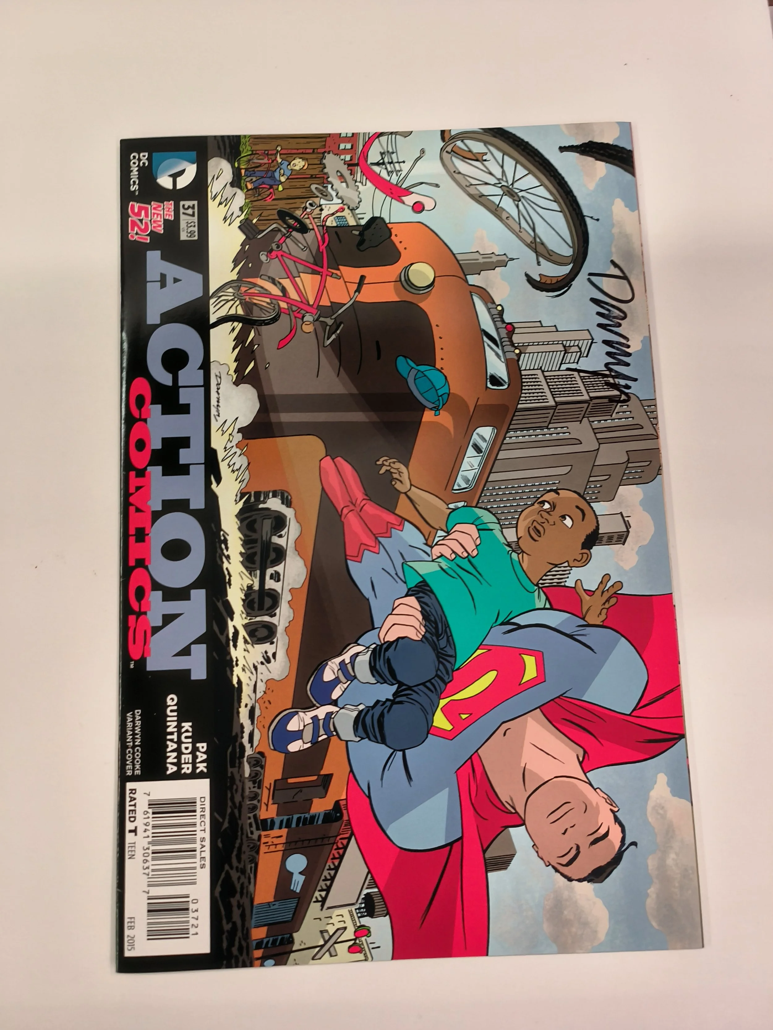 ACTION COMICS  #37 (new52) SIGNED BY DARWYN COOKE