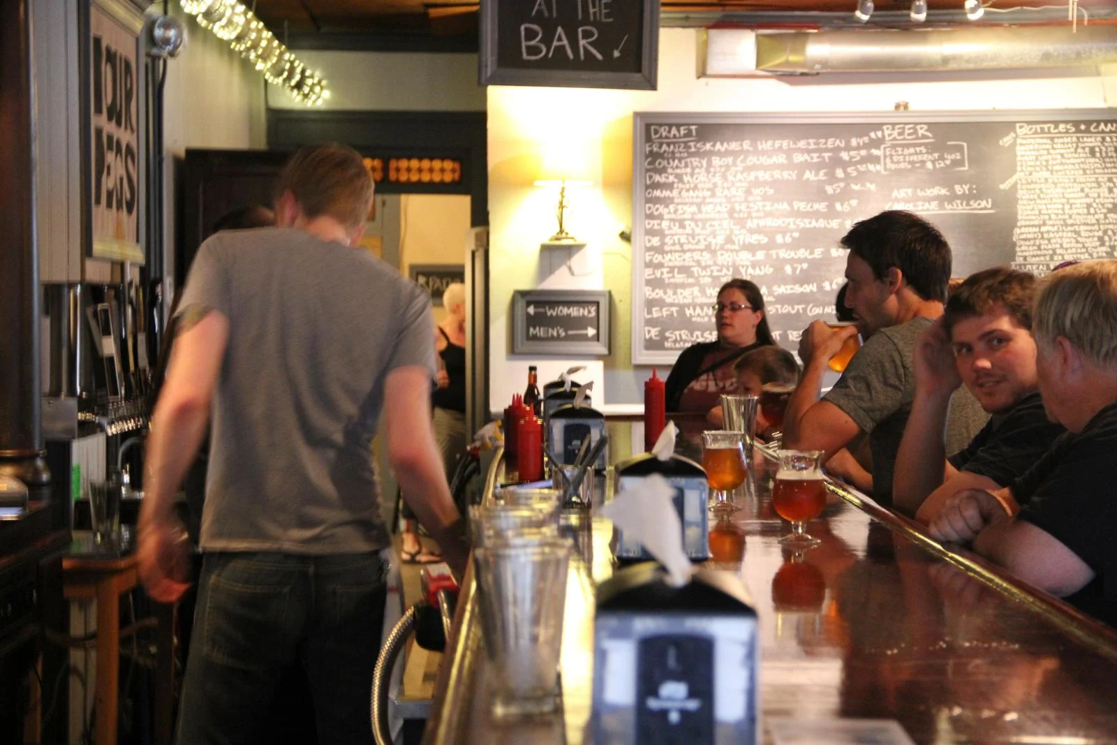 Bar.jpg