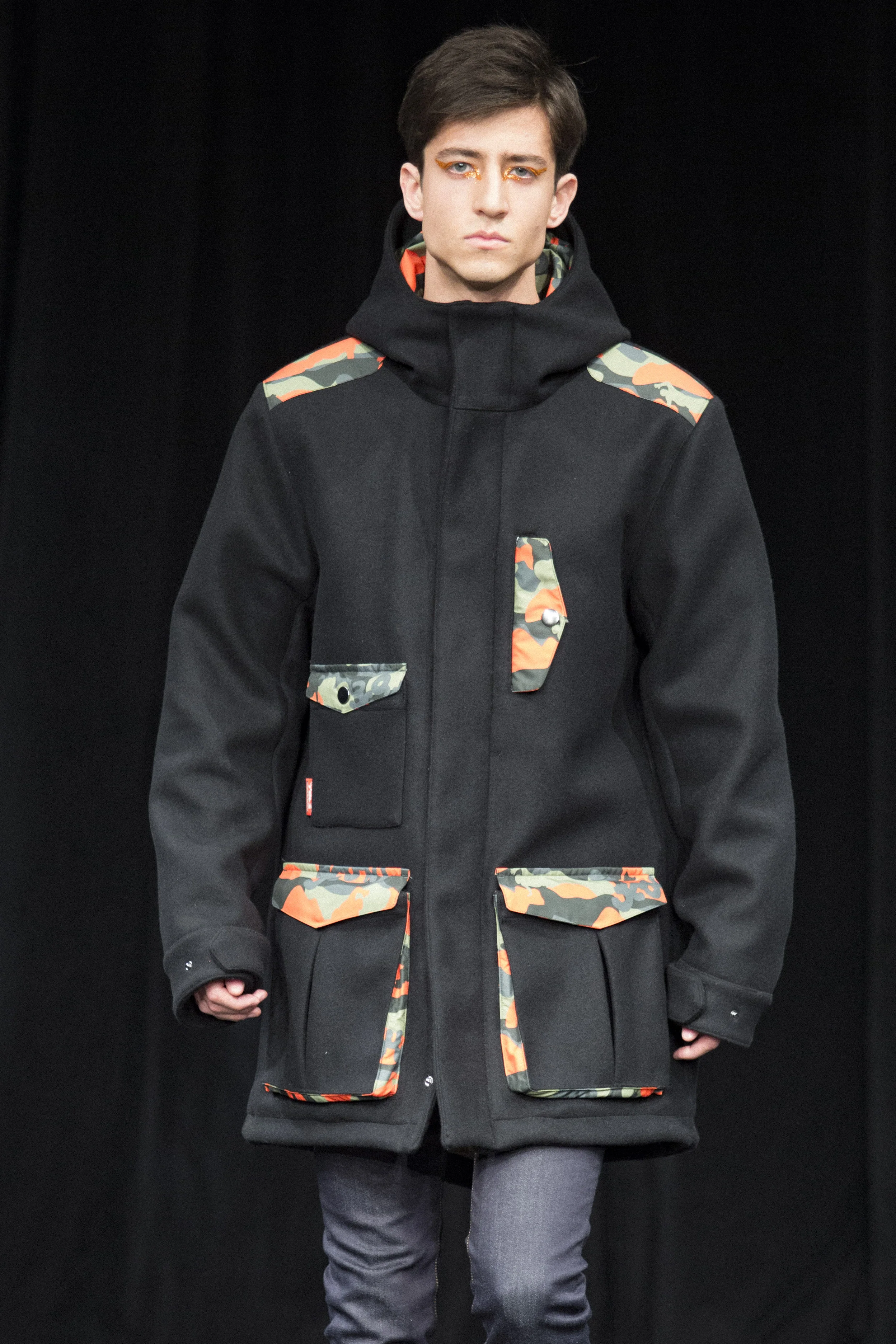  Double Pocket Hooded Jacket