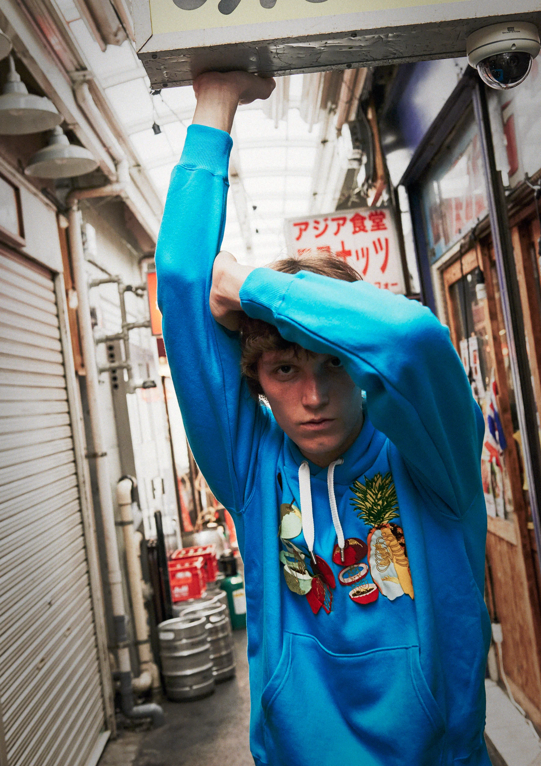 6F326994-727B-4DAB-A223-2871B095B000