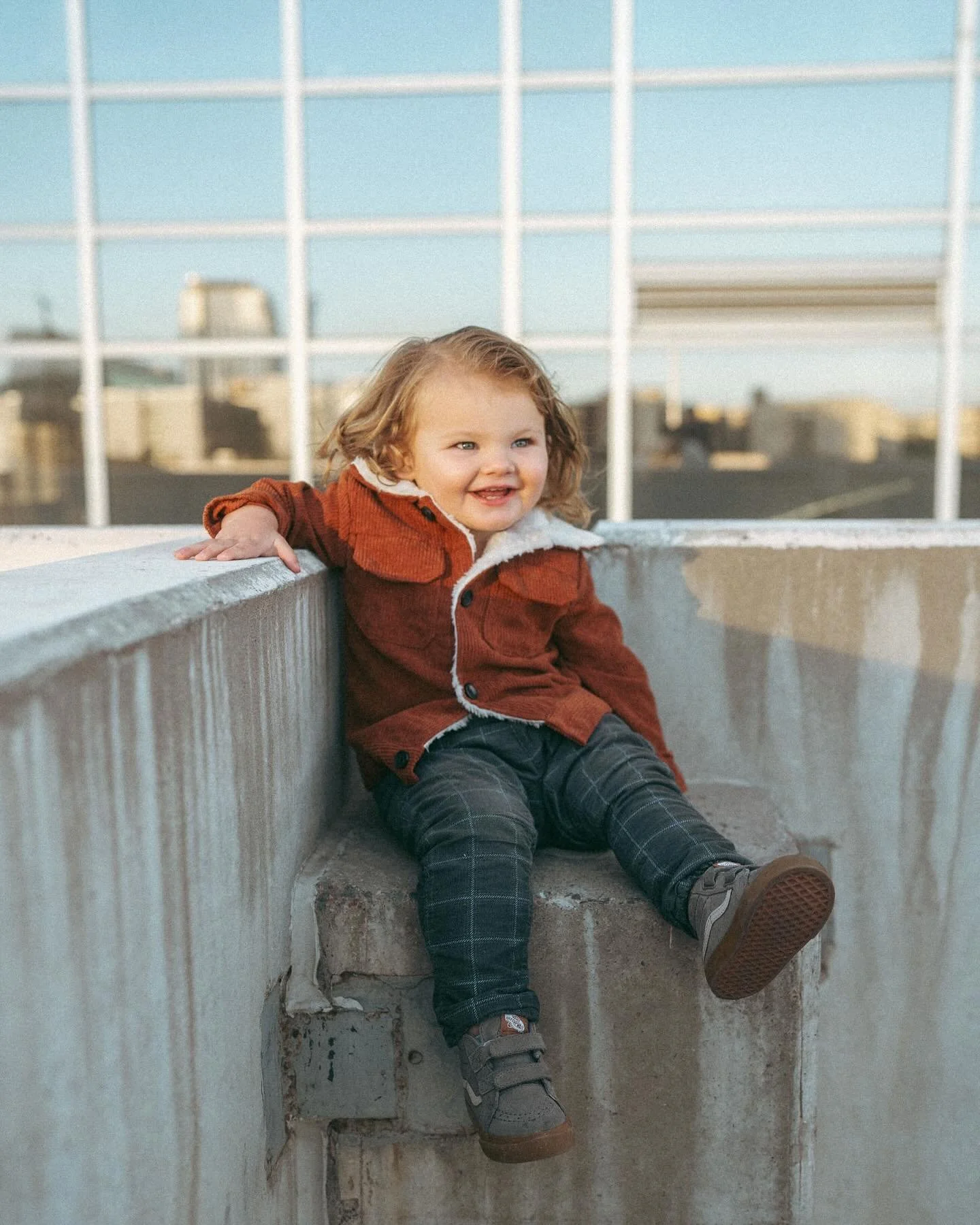 I really loved editing this session of my friend Cyndra exploring the city with her little one.  It made me really nostalgic for our downtown Phoenix outings when the kids were younger. The Children&rsquo;s Museum, the Science Center, endless restaur