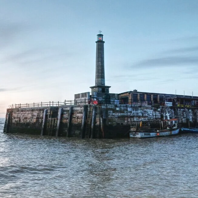 Margate Lighthouse (36"x12")
