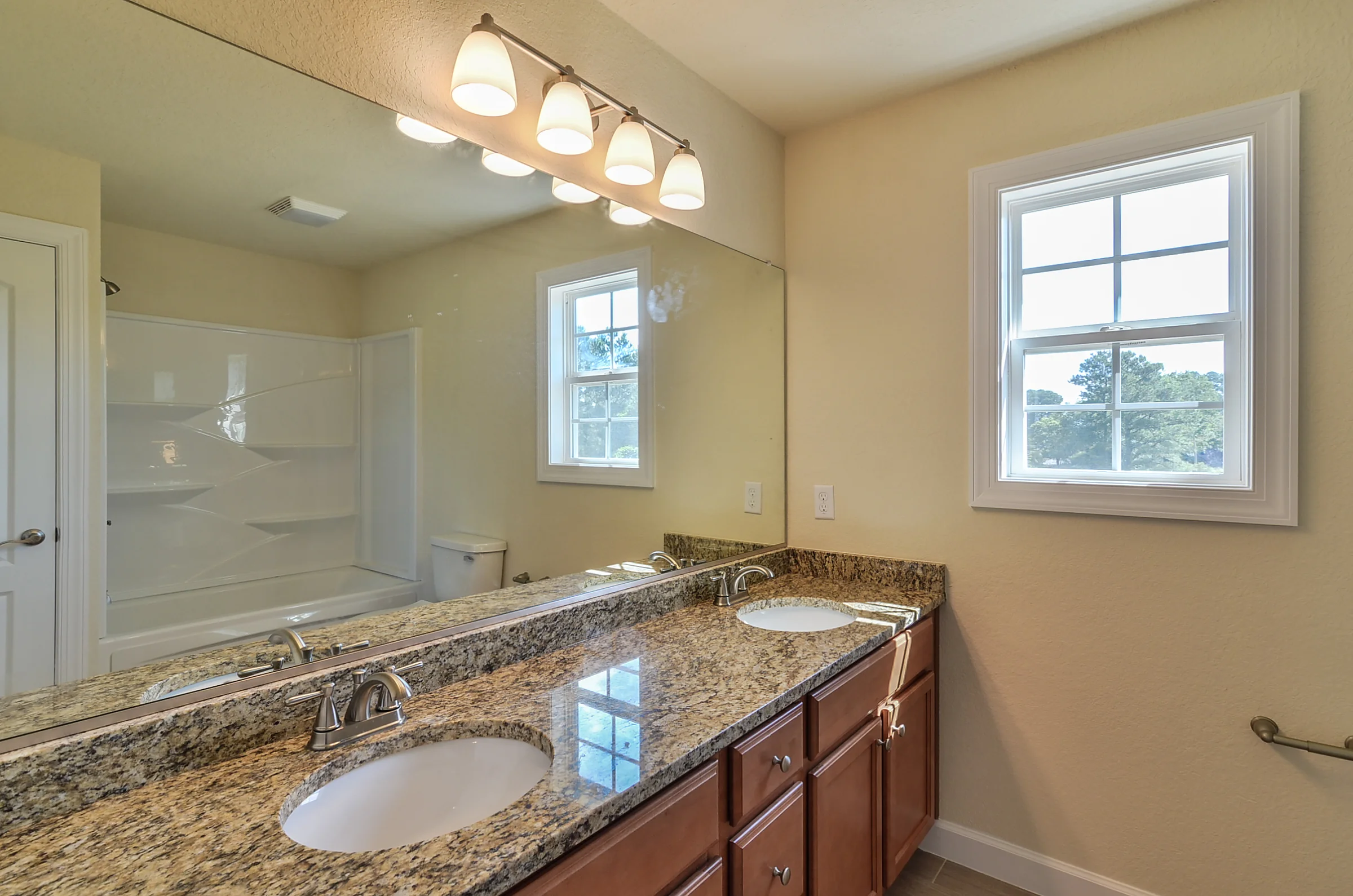 26-6250oldmyrtle.jpg