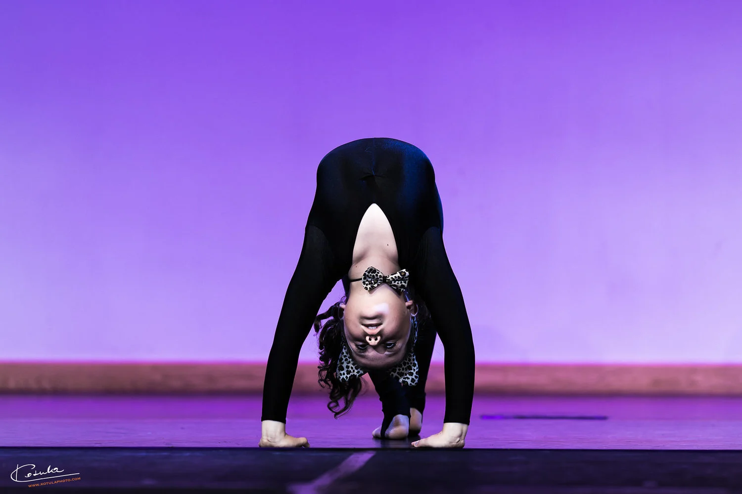show-400.jpg