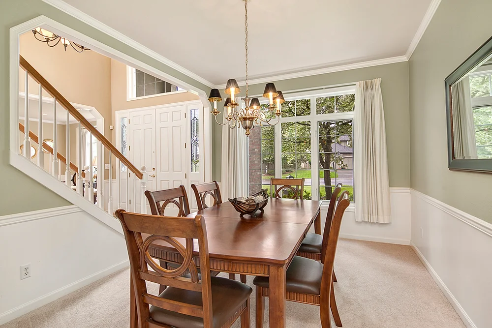 diningroom_mls+-+Copy.jpg