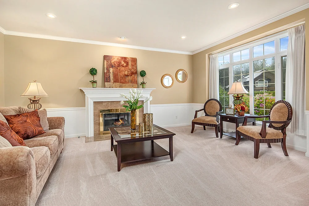 livingroom_mls.jpg