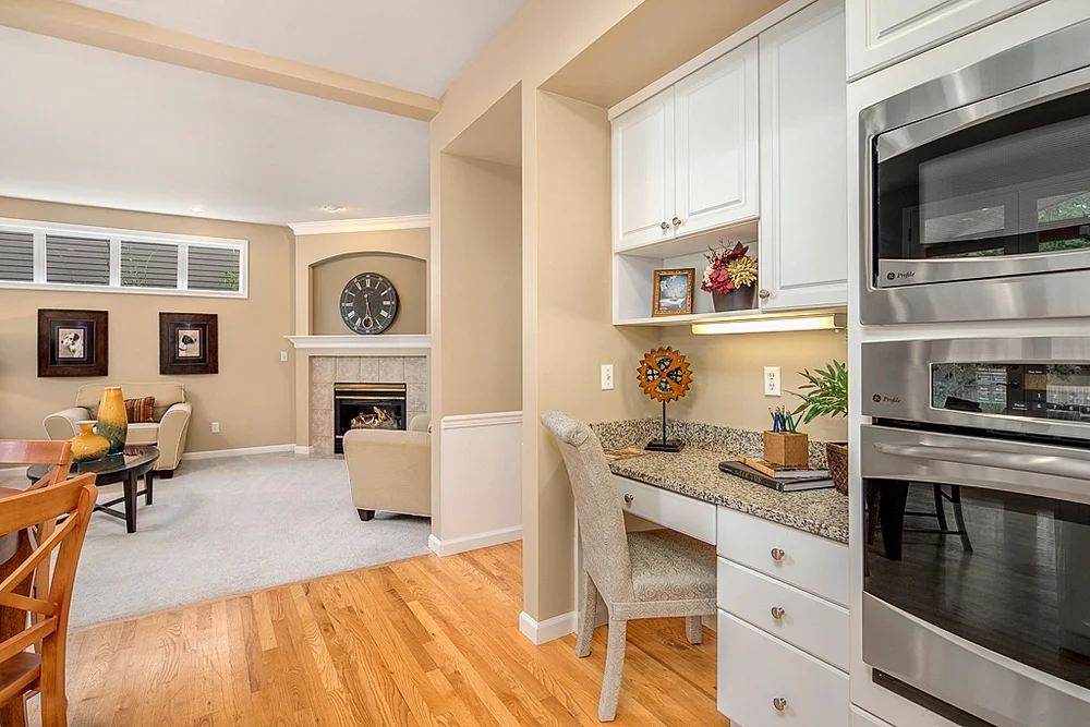 kitchen3_mls.jpg