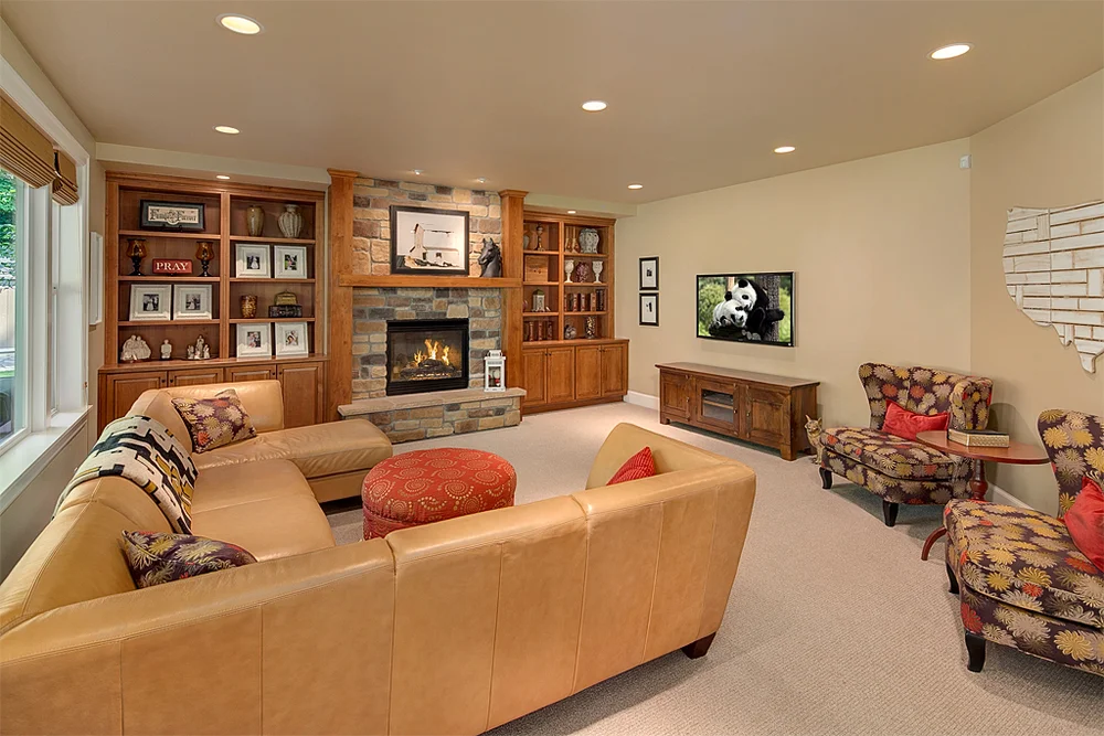 familyroom_mls.jpg