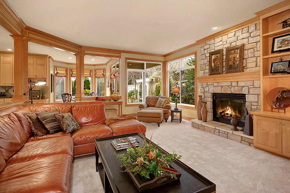 familyroom2_mls.jpg