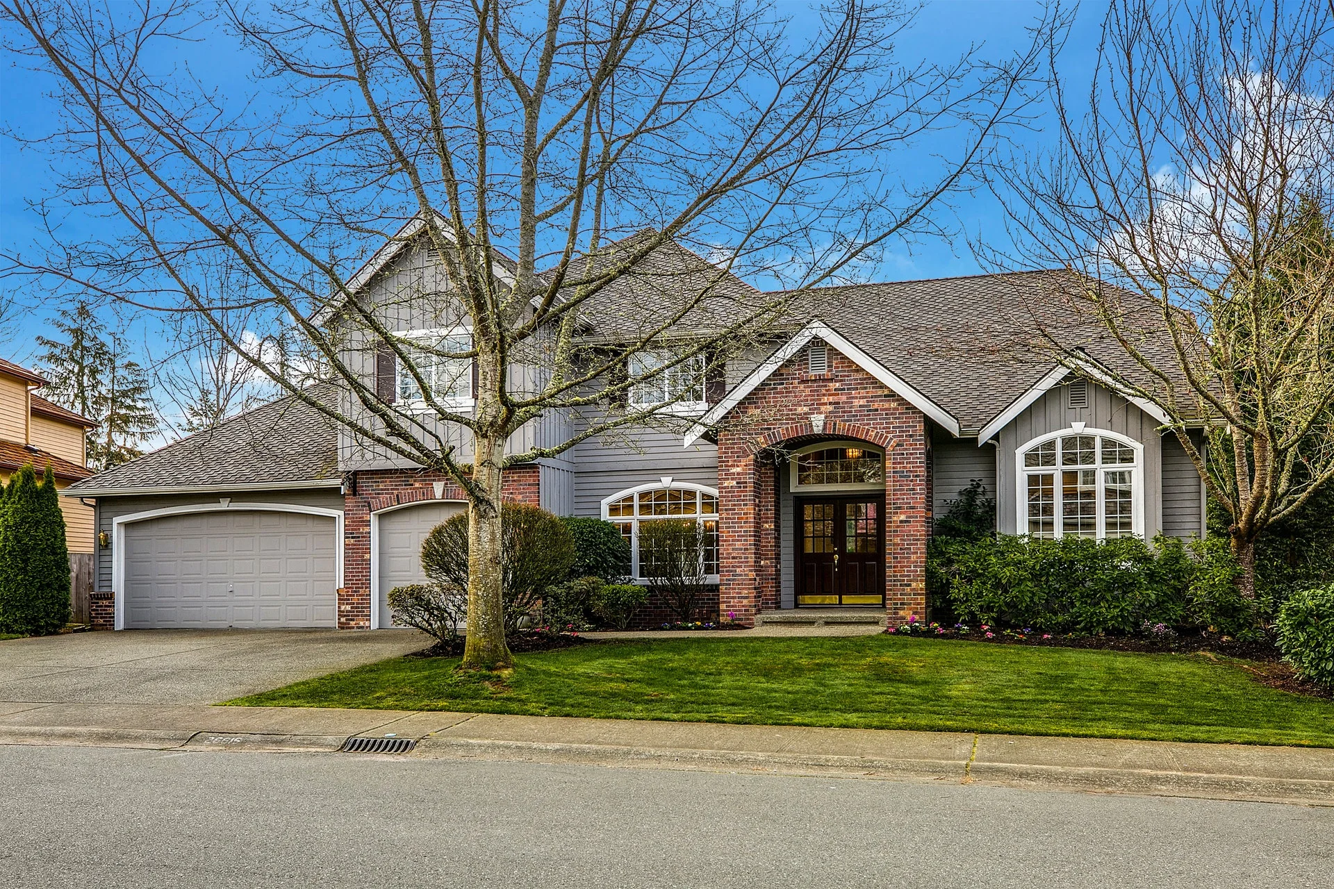 SOLD! Privacy in Preswick for $1,115,000