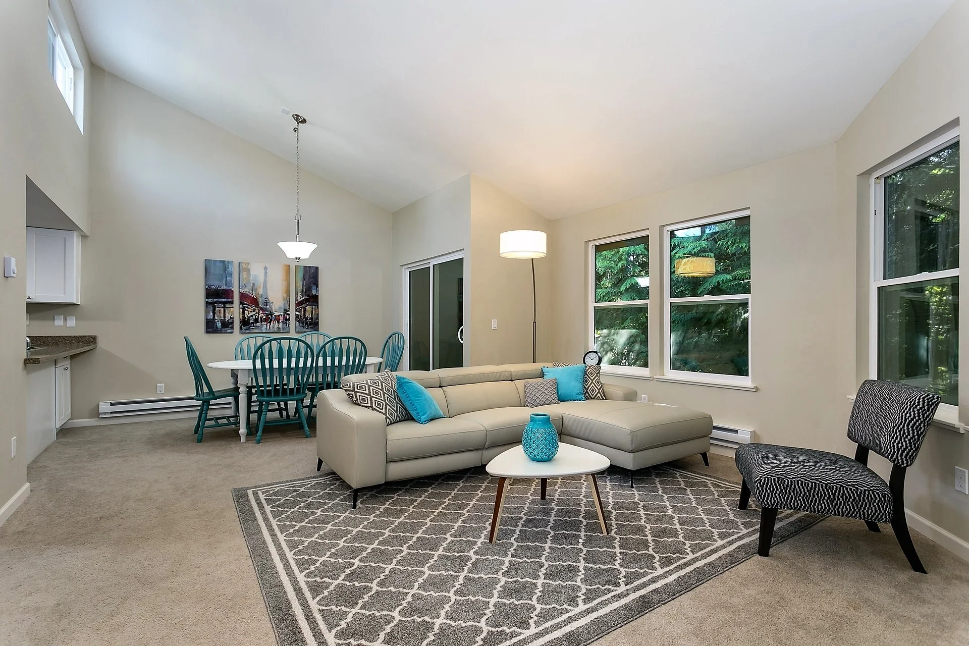 SOLD! Convenience & Style in Forest Glade for $543,000