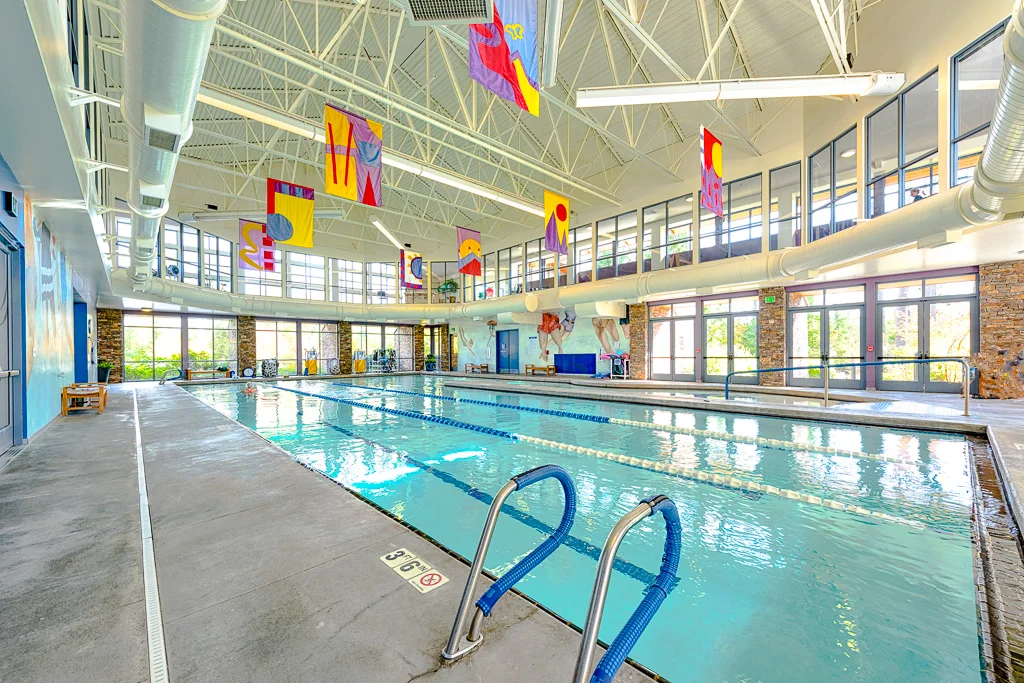 Pool.jpg