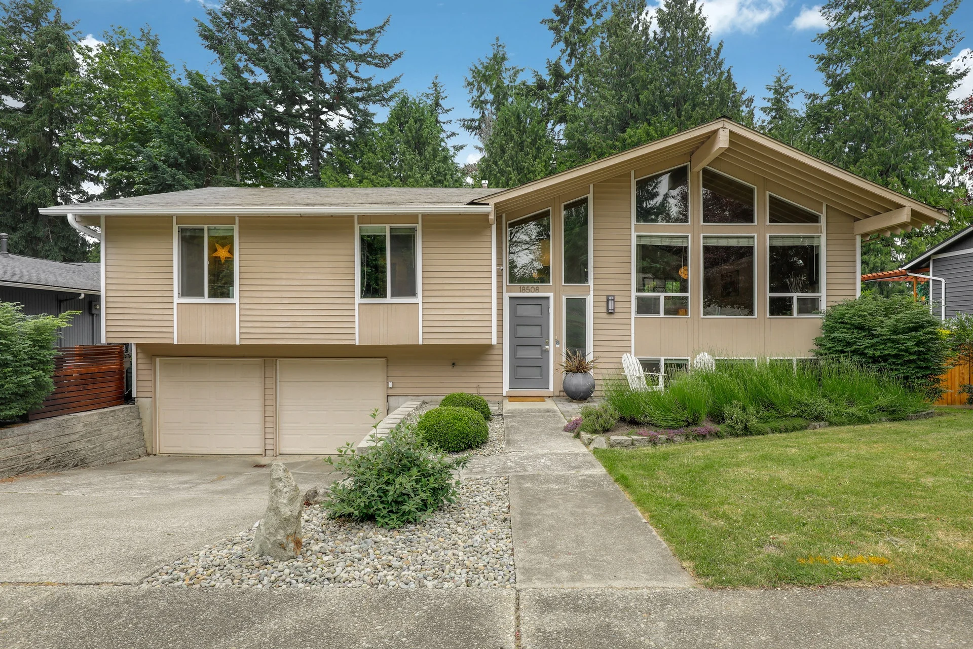 SOLD! Mid Century Modern Gem in Tam O'Shanter for $995,000