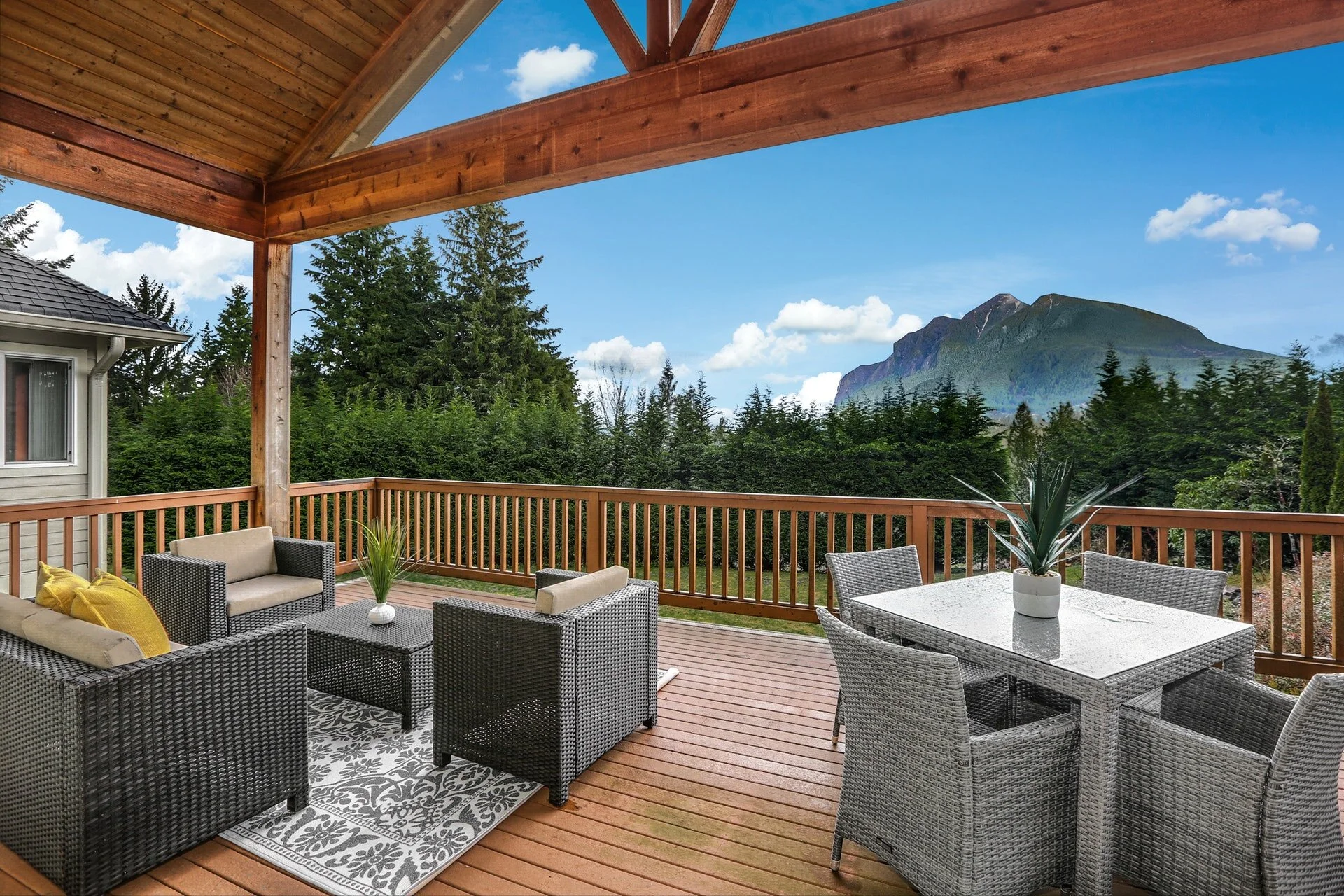 SOLD! Stunning Mt Si views for  $1,340,000