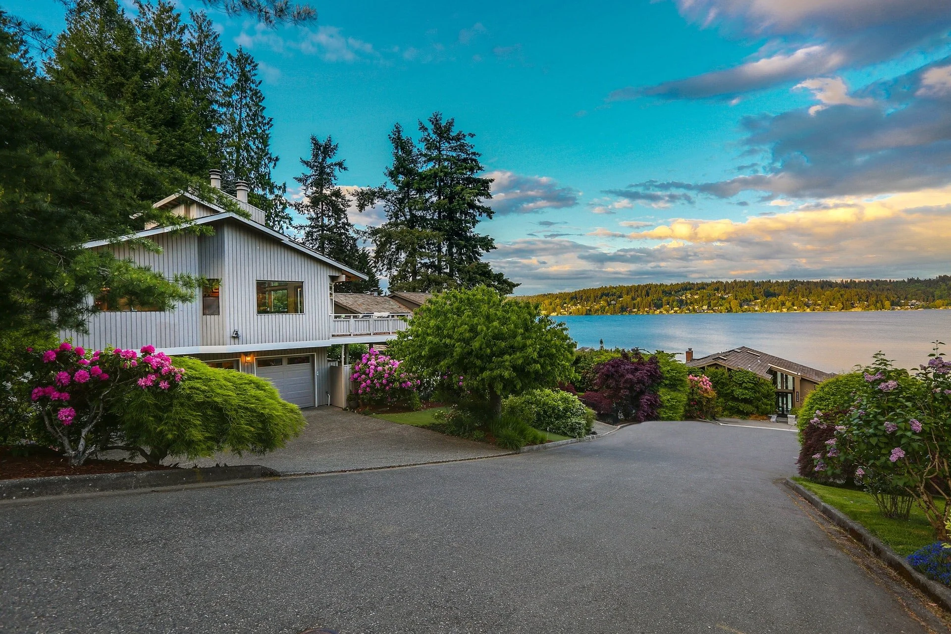 SOLD! Reach out &amp; touch views of Lake Sammamish for $1,866,000