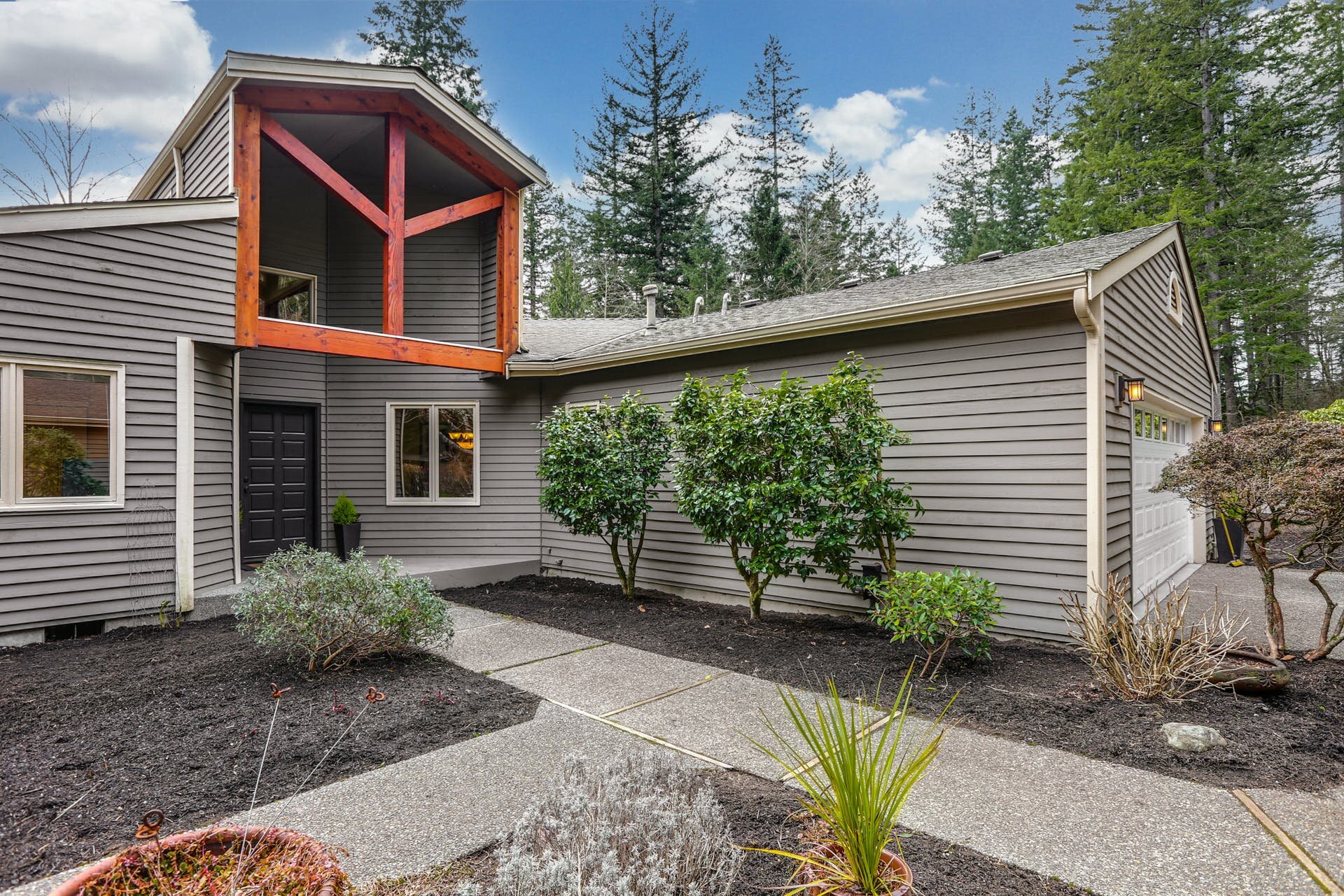 SOLD! Custom Built Rambler on Duthie Hill for $1,750,000