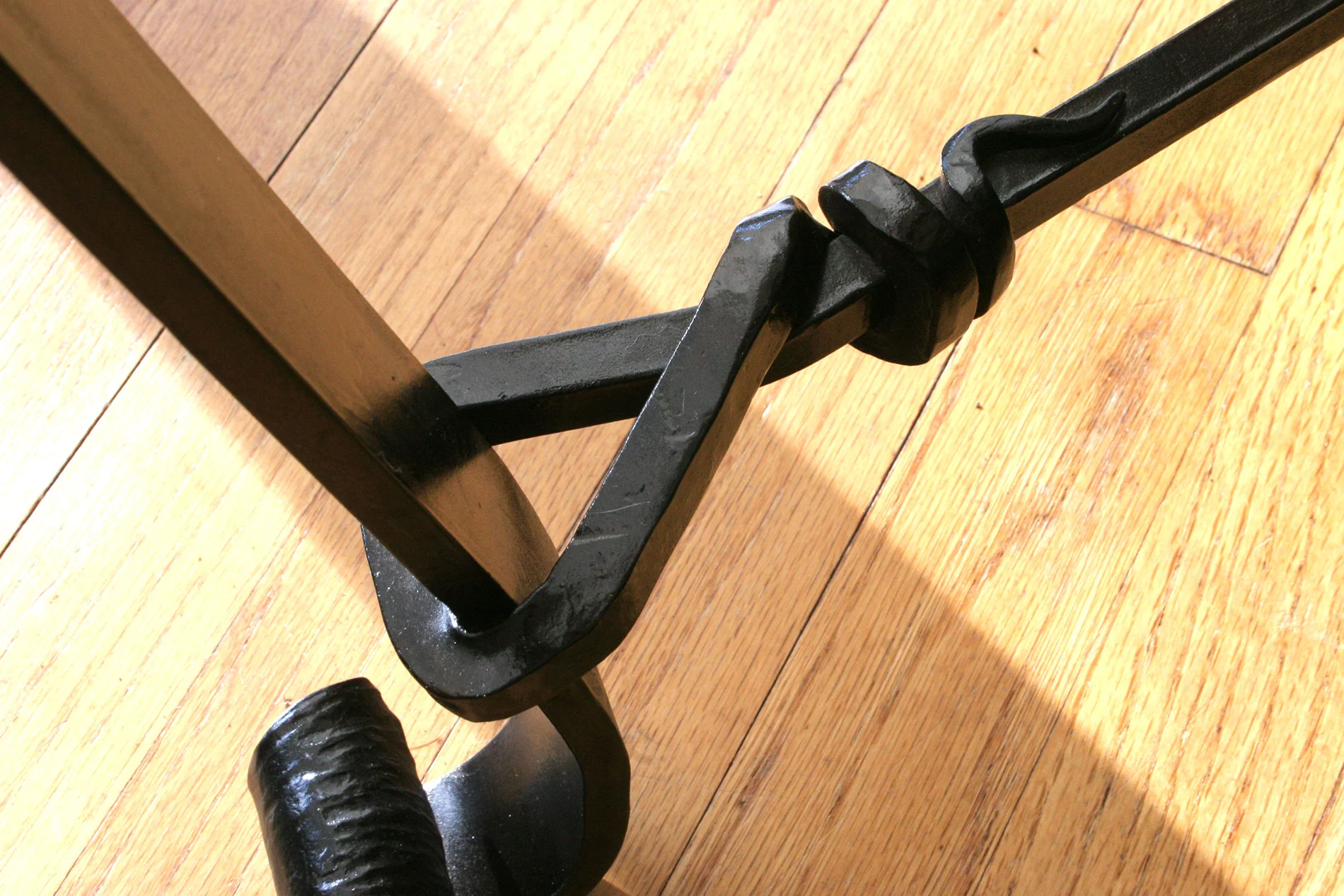 LongCircle_detail_1_HR.jpg