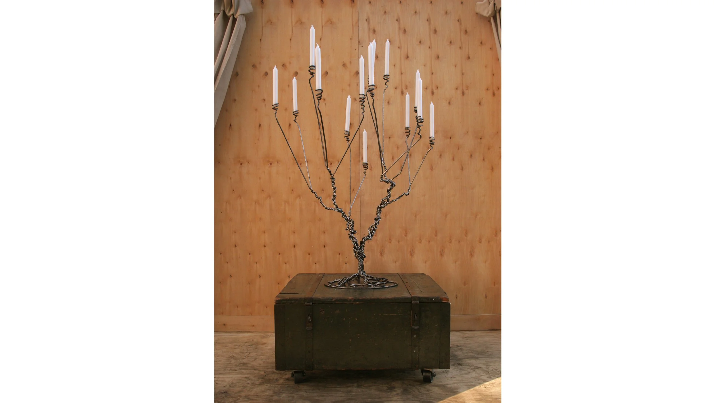 Candelabra_1.jpg