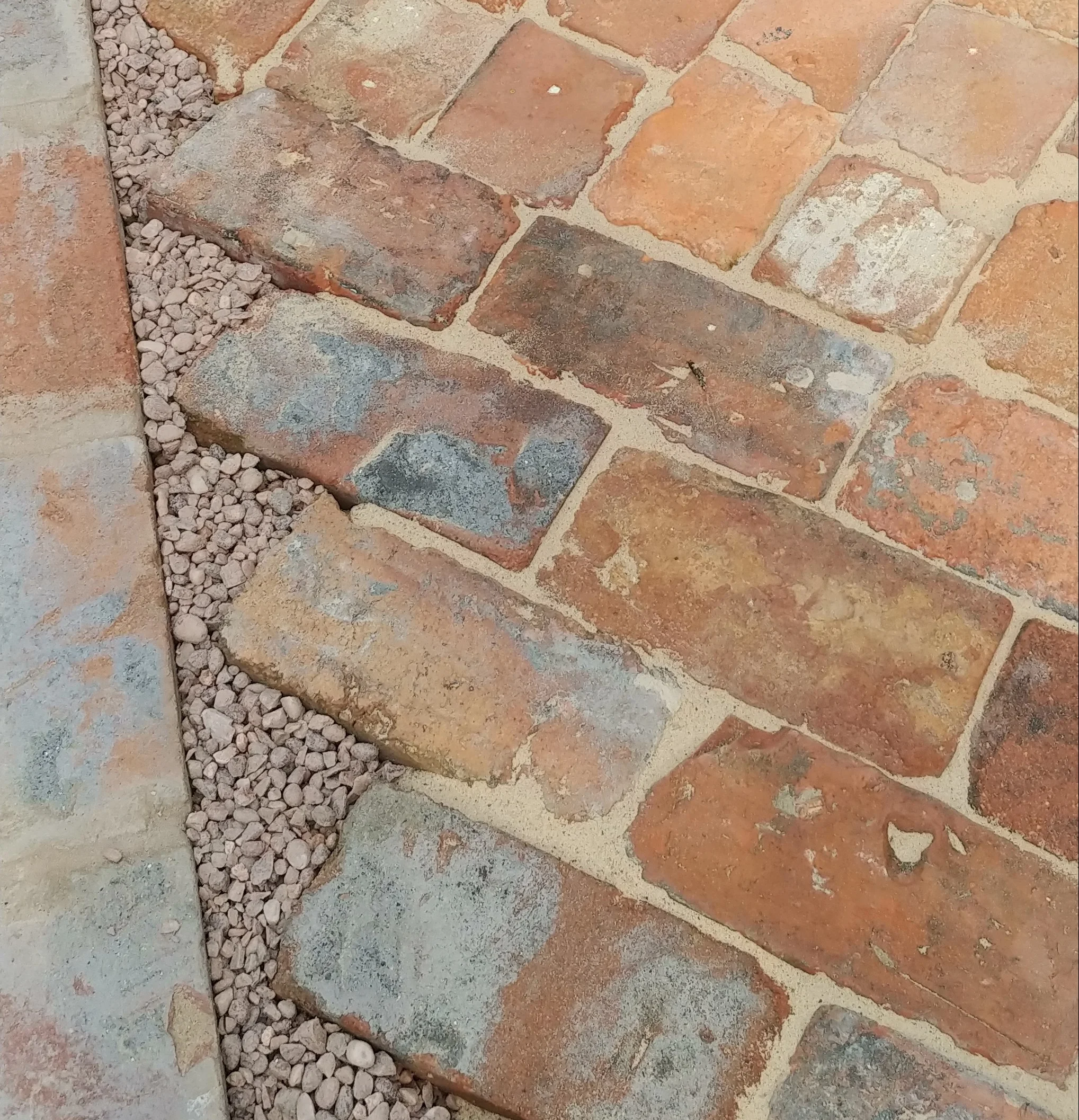 How to Lay a Patio from Reclaimed Bricks — Alice de Araujo