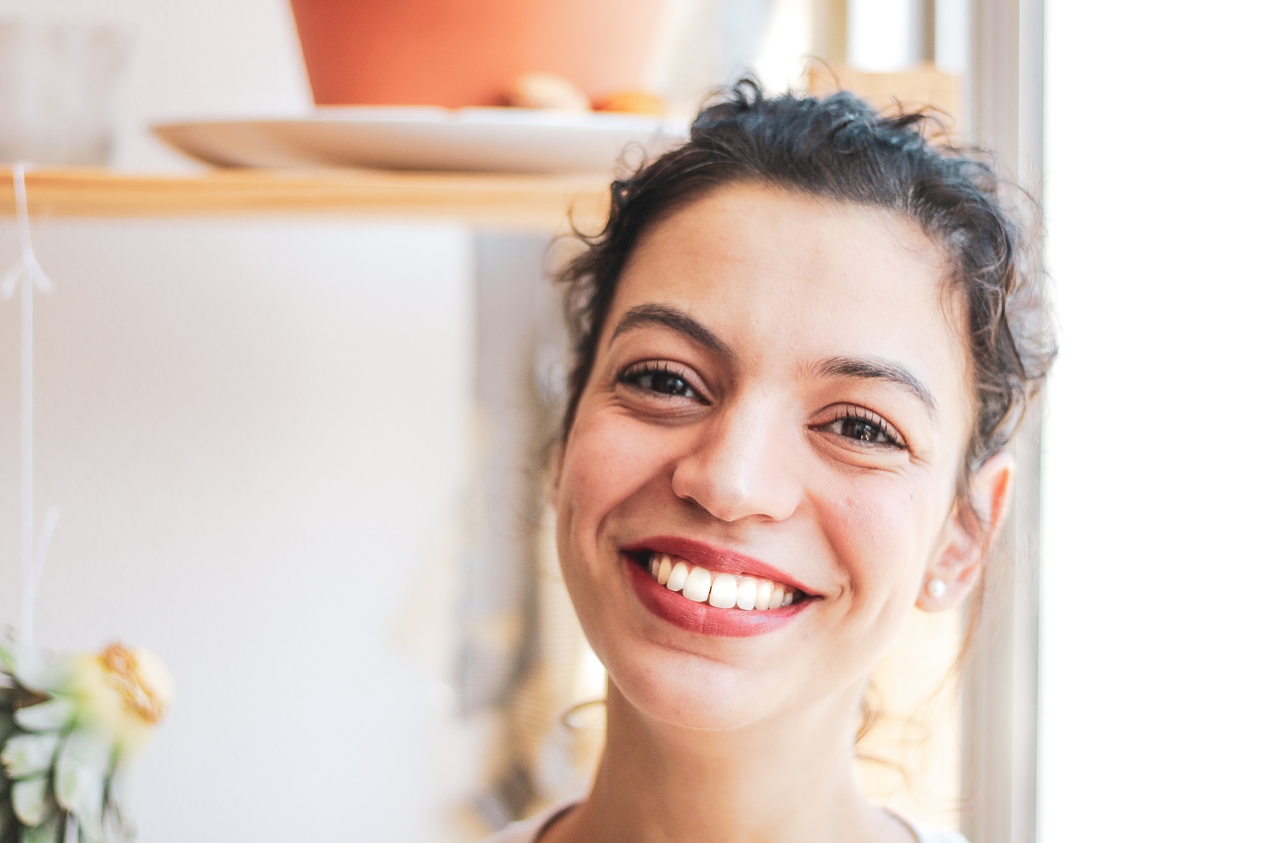 3 Simple Strategies to recapture your youthful glow (even with a mask on)
