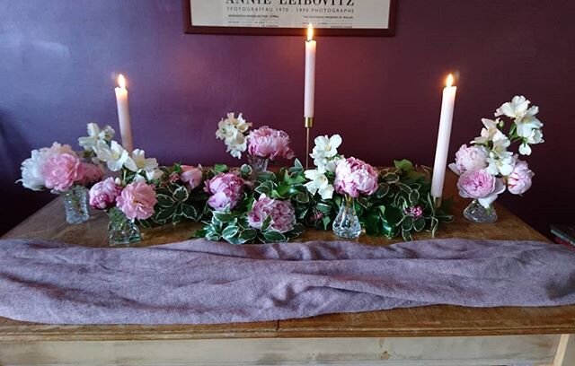 Last in the line....
Tablescape #145 I'm having a rest after this one.
Garland includes ivy, pittosporum, peony &amp; little pink flowers I'm not sure of the name of?
.
.
.
.
Homemade pizza served soon 😋
.
.
.
.
#waiterservice
#lightthecandles
#bito
