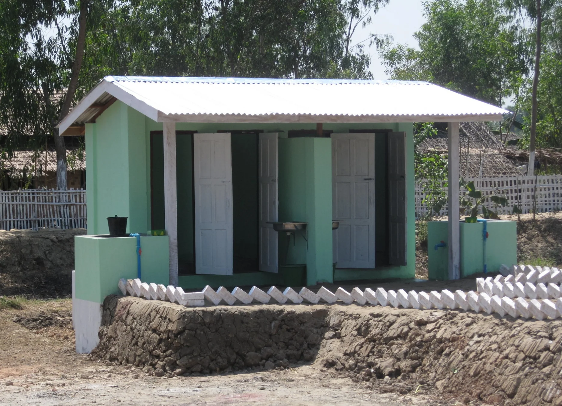 2010 Humanitarian Trip 471.jpg