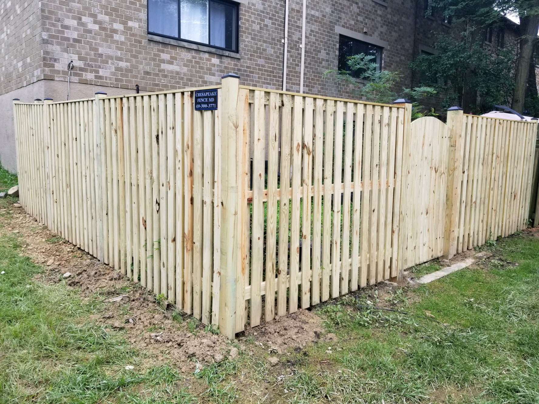 Wood Fence with Gate